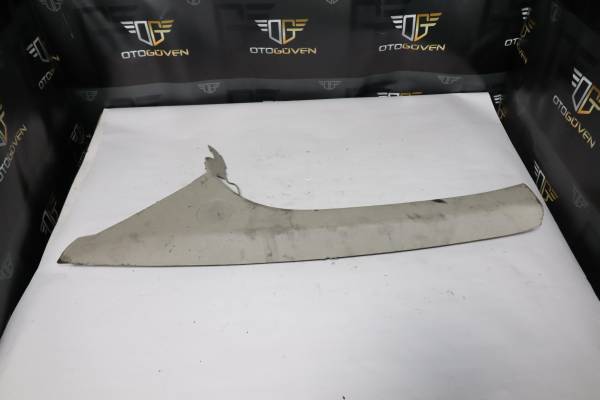 FORD CUSTOM 310 S 125 PS ÇIKMA PARÇA  DİREK İÇ PLASTİĞİ